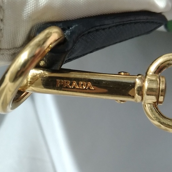 VERY RARE!! Authentic Prada WWOOOSHHH Nylon/Leather Bag Gently Used - Picture 5 of 15